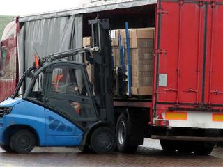 貨運(yùn)場(chǎng)景